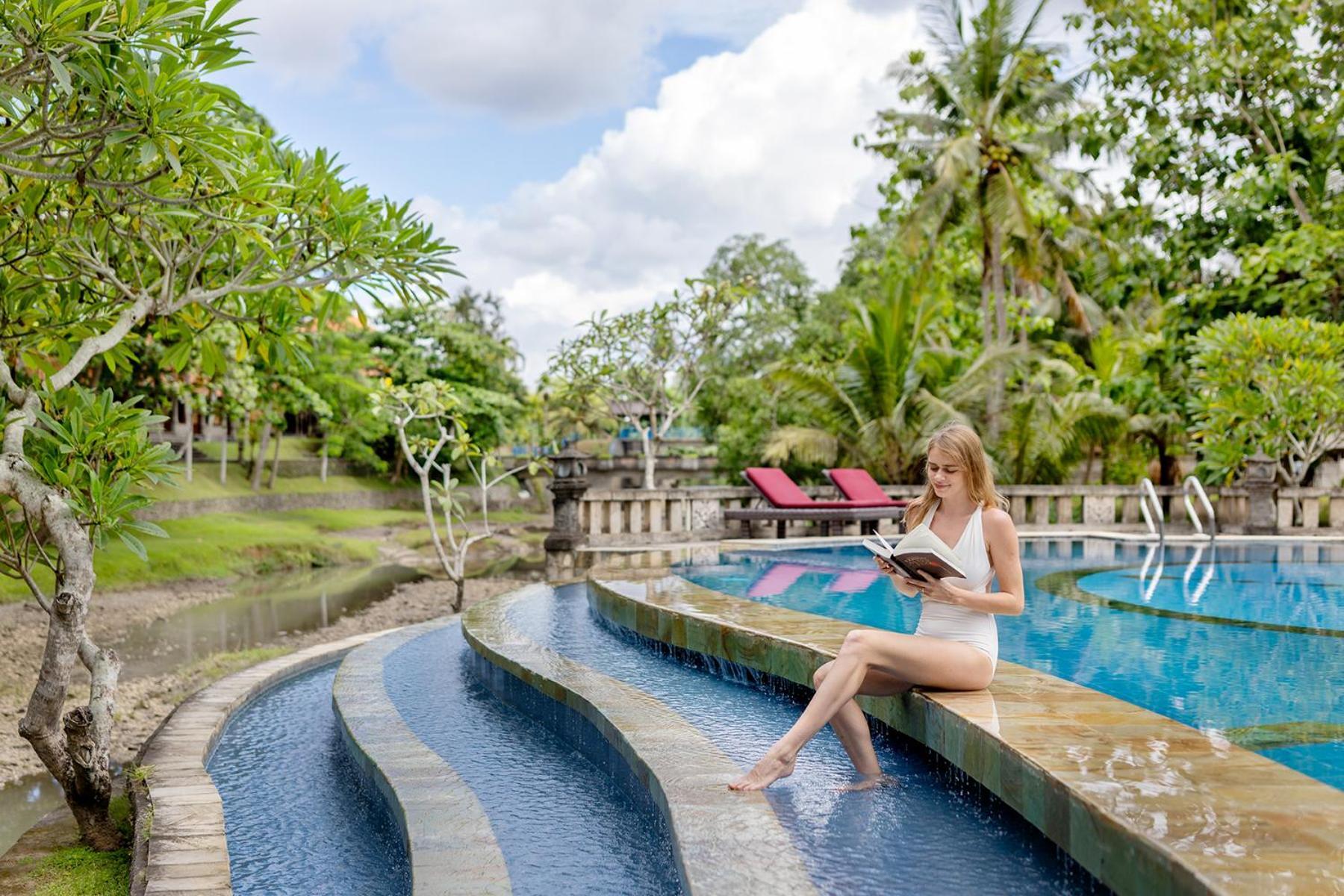 Santi Mandala Villa & Spa Сукаваті Екстер'єр фото