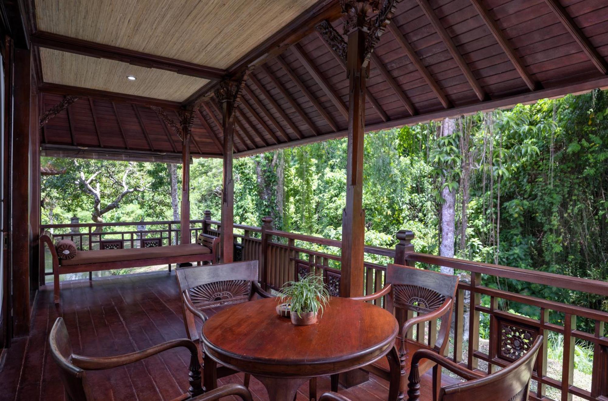 Santi Mandala Villa & Spa Сукаваті Екстер'єр фото